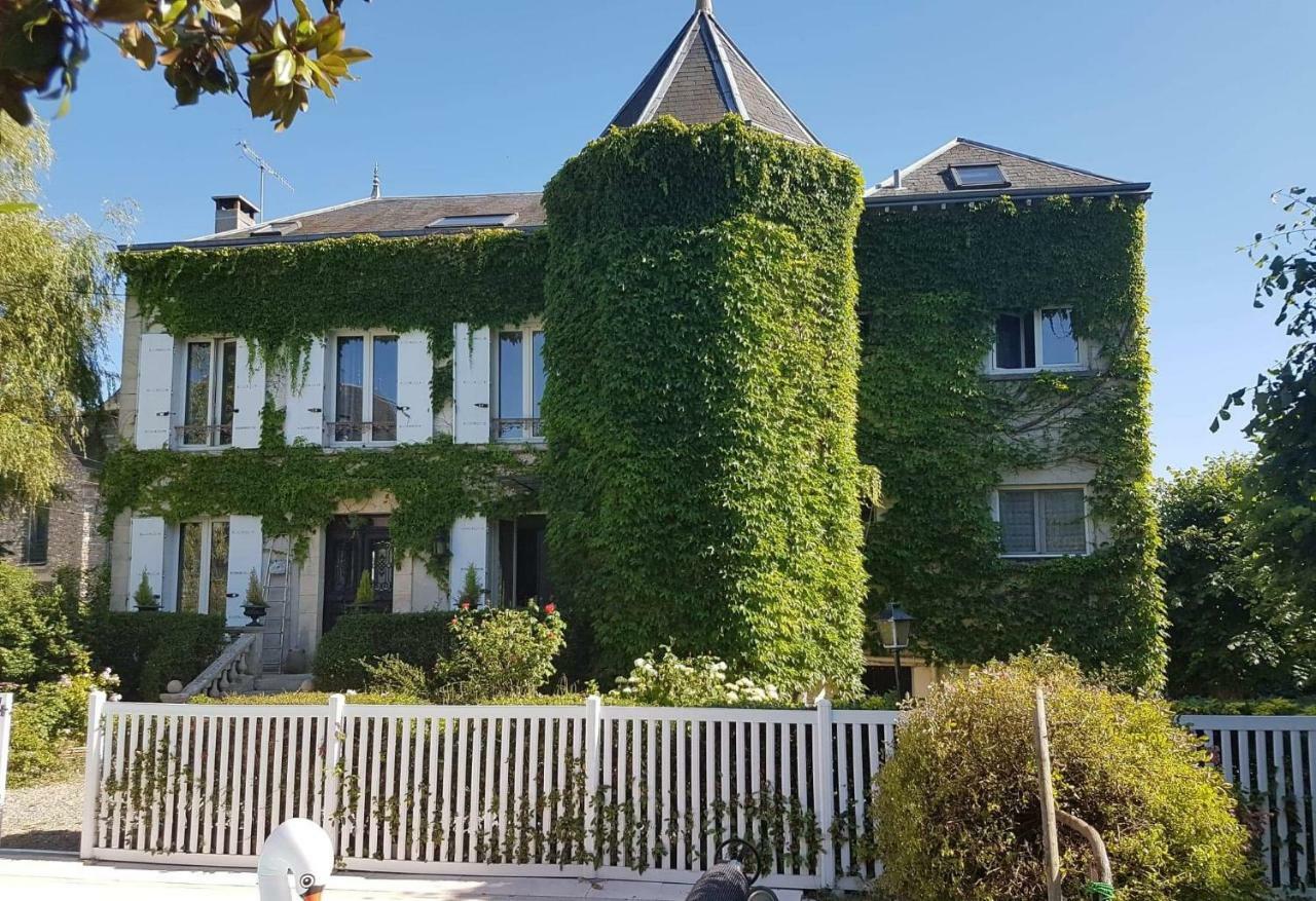 Chambres D'Hotes Les Magnolias Saint-Chéron Exteriör bild
